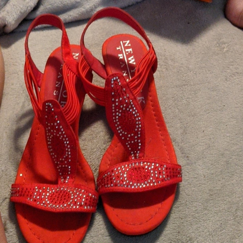 Red heeled sandles